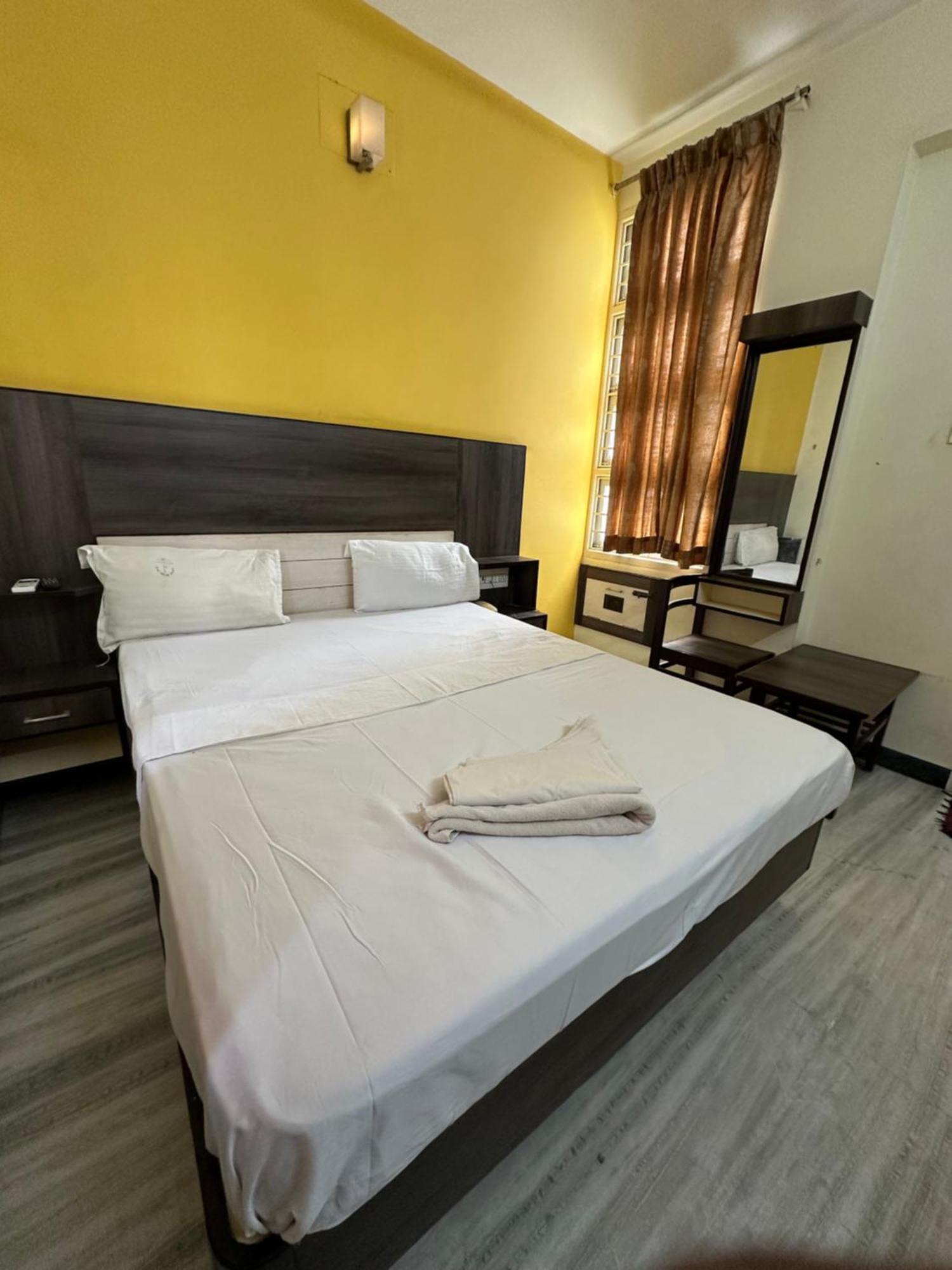 Hotel Priya Towers Namakkal Екстер'єр фото
